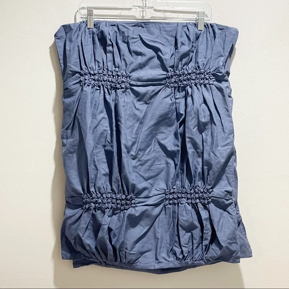 POTTERY BARN DORM Solid Blue Simply Smocked Pillow Shams Set Of Two 20” X 26”